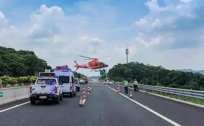 慈利高速公路汽车救援案例